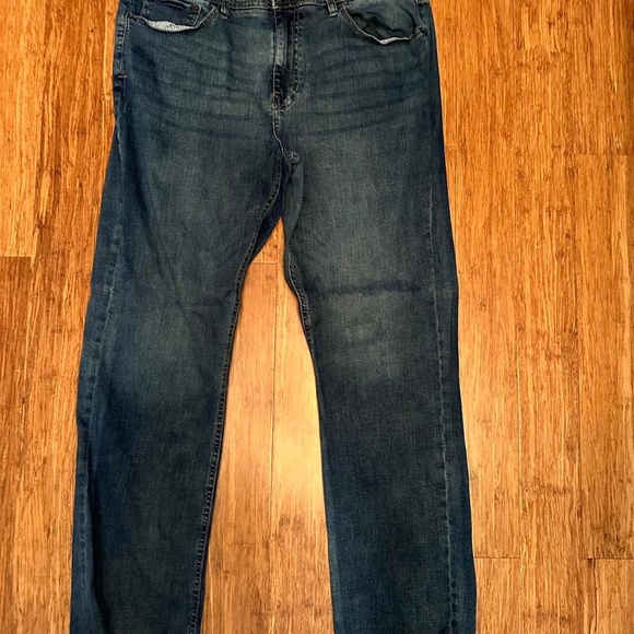 Dark blue IZOD relaxed fit jeans size 38 length 32 - Picture 2 of 6